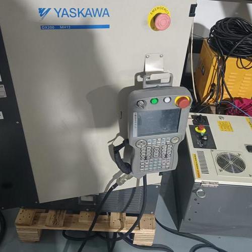 安川Yaskawa工業機器人減速機，手腕異響，A1和A3軸報警，控制櫃基闆電(diàn)路闆維修有(yǒu)測試平台修複率高